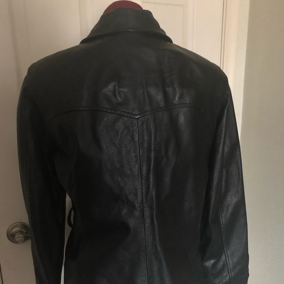 Leather jacket - Picture 2 of 3